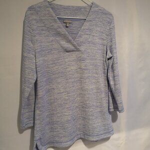 T by Talbots 3/4 Length Sleeves Ladies Size Medium V-neck Sweater
